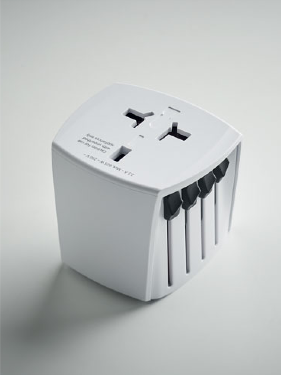 SKROSS® univerzální cestovní adaptér