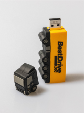 USB flash disk ve vlastním 3D tvaru
